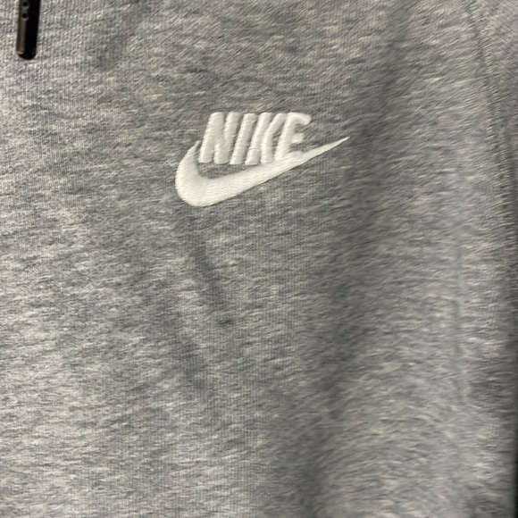 Nike essential full zip up - Picture 5 of 11